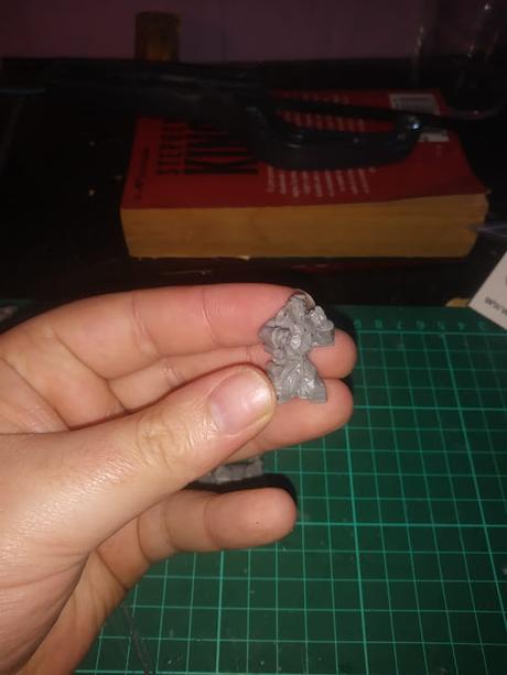 Foto-reseña de figuras de MOM Miniaturas: Esqueletos, cerdos y mas...