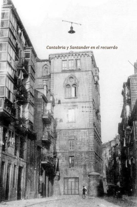 1935:  Palacio episcopal en la Calle Cádiz