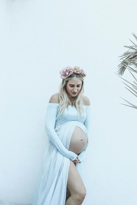 FALL PREGNANCY SHOOT