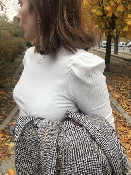 LAYERS ON FALL.-