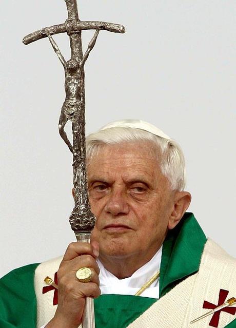 345435 SIMBOLOS SATANICOS EN EL VATICANO