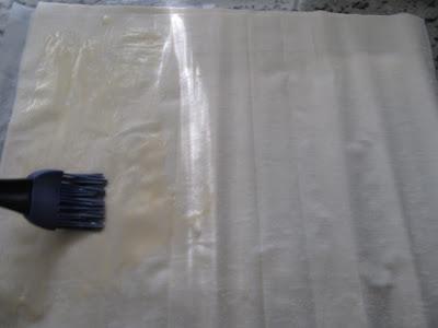 Pincelar con mantequilla fundida Timbal de marisco crujiente Thermomix