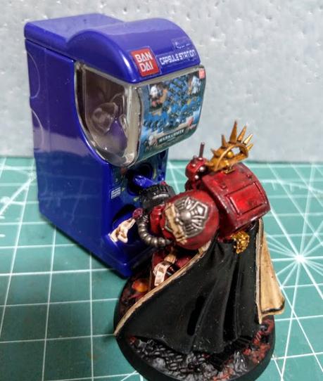 Chibis de W40K en cápsulas (Vendings warhammeros de Japón)