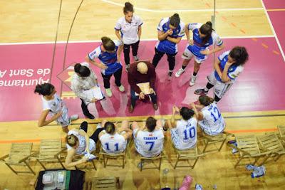 Galería de clics del Bàsquet Femení Sant Adrià-Fundación Navarra Baloncesto Ardoi (Liga Femenina 2)