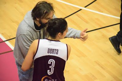 Galería de clics del Bàsquet Femení Sant Adrià-Fundación Navarra Baloncesto Ardoi (Liga Femenina 2)