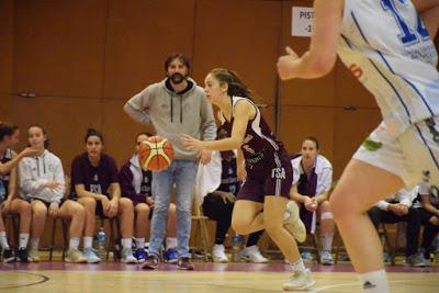 Galería de clics del Bàsquet Femení Sant Adrià-Fundación Navarra Baloncesto Ardoi (Liga Femenina 2)