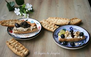 TOSTAS  DULCES Y SALADAS