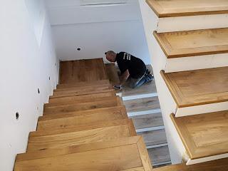 cómo barnizar una escalera de madera