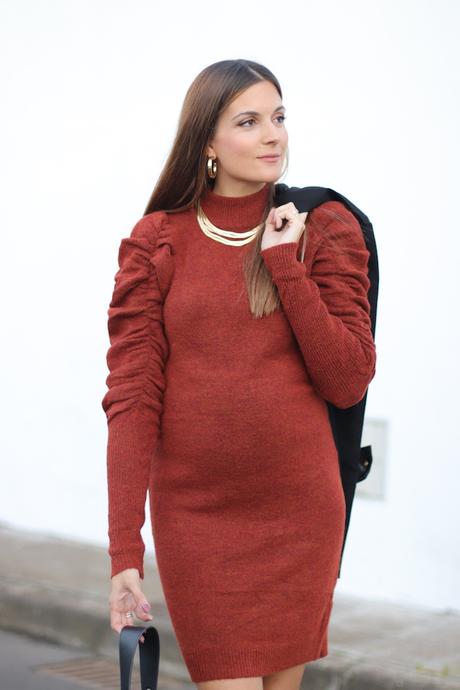 Knitted dress