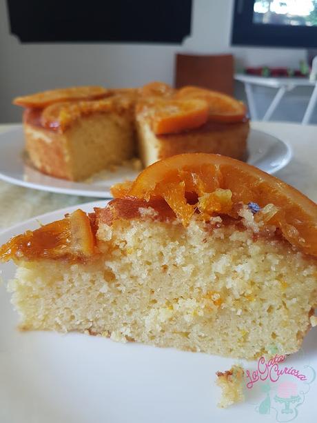 BIZCOCHO DE NARANJA CON NARANJAS CONFITADAS