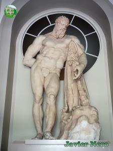 HERCULES FARNESIO