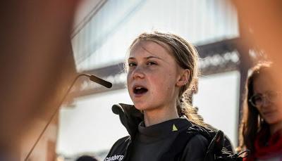 Exhibiciones lumínicas navideñas, crisis climática durante la COP25 y la llegada de Greta Thunberg a Madrid.