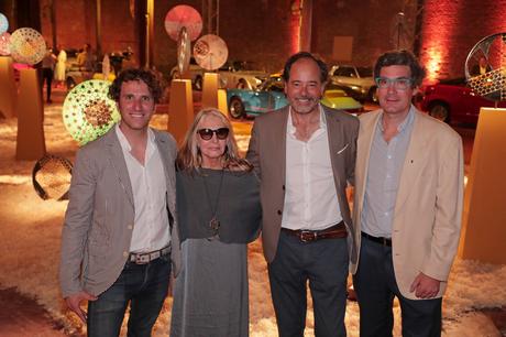 Arte y autos clásicos se unieron en Mendoza para dar vida a una muestra inolvidable Arte y autos clásicos se unieron en Mendoza para dar vida a una muestra inolvidable