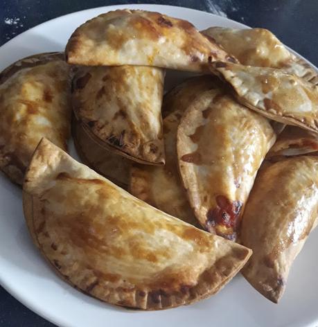 EMPANADILLAS DE PIZZA