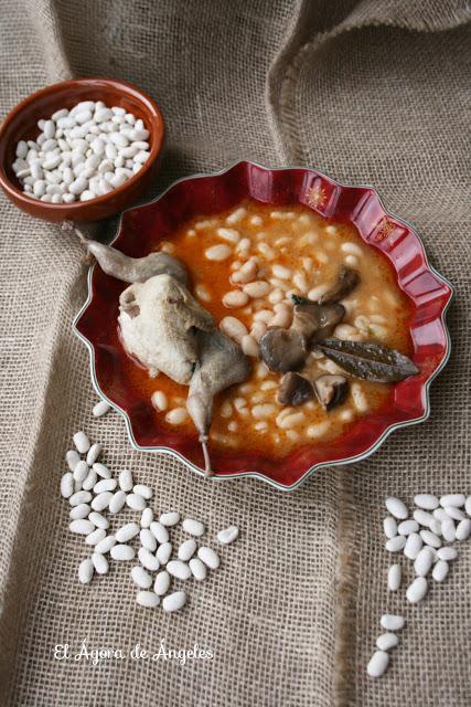 ALUBIAS CON CODORNICES Y SETAS ALUBIAS CON CODORNICES Y SETAS