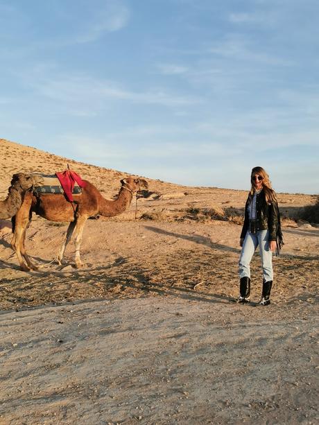 Que ver en Marrakech: Cena y espectáculo en el desierto