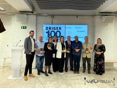 foto familia premiados revista cien por cien origen premios cien por cien origen