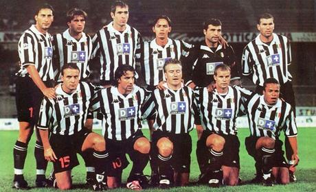 La Juventus jugó con Zidane, Deschamps, Peruzzi...en 1998.