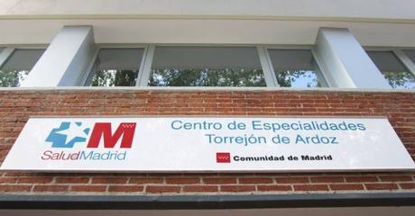 IBI CARO, BARRIO DEL CASTILLO ABANDONADO Y GOTERAS EN CENTRO DE ESPECIALIDADES DE VEREDILLAS.