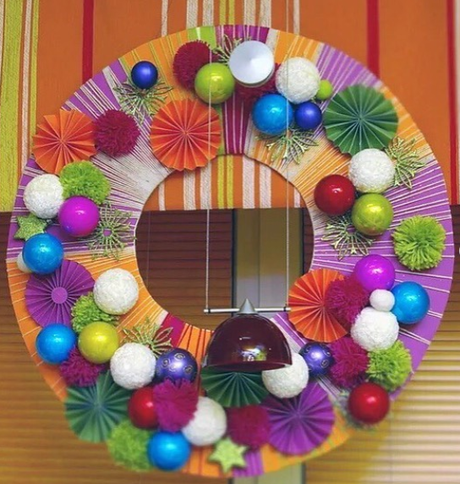 10 Coronas navideñas diy con hilo de colores