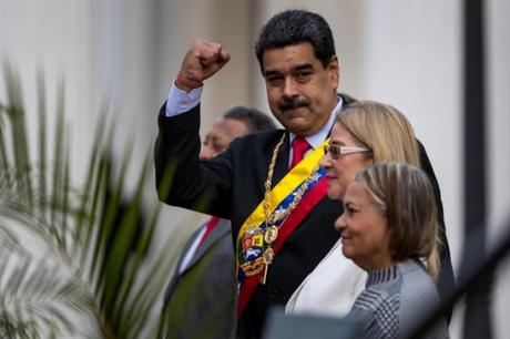 #Venezuela: Maduro (@NicolasMaduro) anuncia orden de arresto contra grupo 