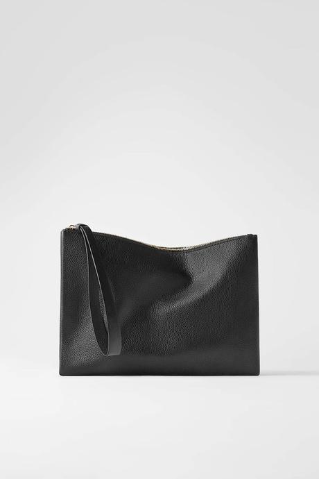 Los bolsos de Zara que llevan tus iniciales
