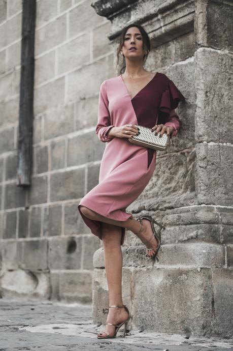 VESTIDO DE FIESTA: ¿ROSA Y ROJO PARA NAVIDAD? LA COMBINACIÓN IDEAL