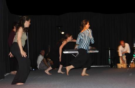 Fotografías IMPROVISACIÓN MÚSICA, VOZ Y MOVIMIENTO - Grupo Artesanato 2011.