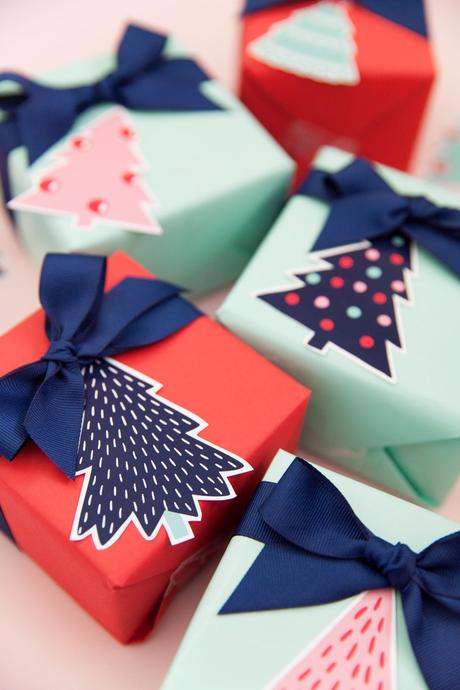 IMPRIMIBLE | Etiquetas gratis para tus regalos navideños - El blog de Laucreativa