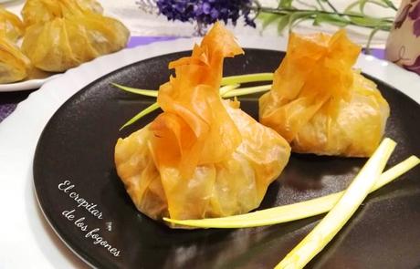 SAQUITOS DE PASTA FILO RELLENOS DE SETAS CON JAMÓN