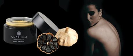 El Poder del Ajo Negro Ecológico en la Piel by Ondalium El Poder del Ajo Negro Ecológico en la Piel by Ondalium