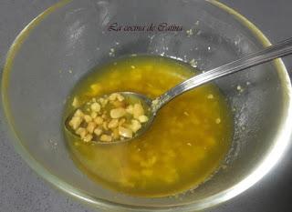 Ensalada de escarola, uvas, pollo y mozzarella Ensalada de escarola, uvas, pollo y mozzarella