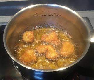 Ensalada de escarola, uvas, pollo y mozzarella Ensalada de escarola, uvas, pollo y mozzarella