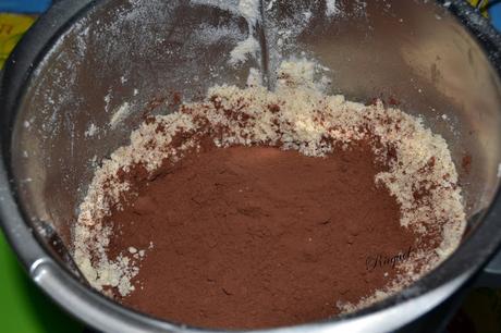 Polvorones de chocolate con naranja y cointreau