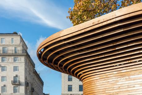 Jonathan Mizzi y el futuro de la microarquitectura: “diseñar más pequeño es participar en la prefabricación y automatización” Quioscos de Royal Parks - Ritz Corner. Imagen © Luke Hayes