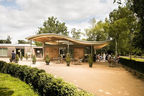 Jonathan Mizzi y el futuro de la microarquitectura: “diseñar más pequeño es participar en la prefabricación y automatización” El Pheasantry. Imagen © Mizzi Studio