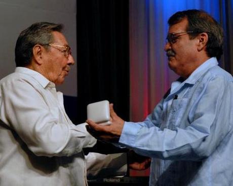 Abelardo Moreno: Cuando Cuba compromete una posición, la cumple