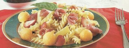 Pasta con Jamón y Queso Parmesano Pasta con Jamón y Queso Parmesano