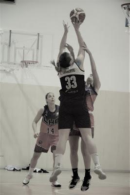 Galería de clics del Lima Horta Bàsquet-Bàsquet Femení Sant Adrià (Liga Femenina 2) Galería de clics del Lima Horta Bàsquet-Bàsquet Femení Sant Adrià (Liga Femenina 2)