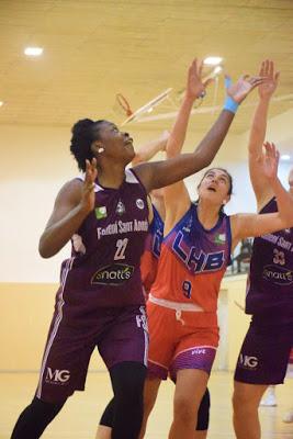 Galería de clics del Lima Horta Bàsquet-Bàsquet Femení Sant Adrià (Liga Femenina 2) Galería de clics del Lima Horta Bàsquet-Bàsquet Femení Sant Adrià (Liga Femenina 2)