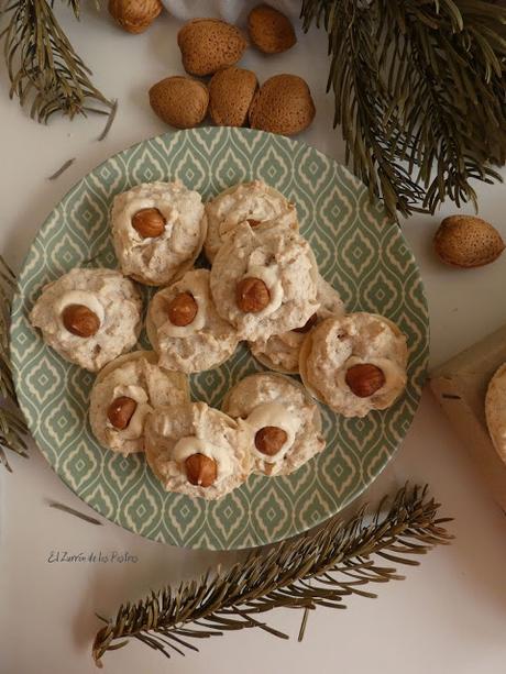 Nuss-Makronem Nuss-Makronem