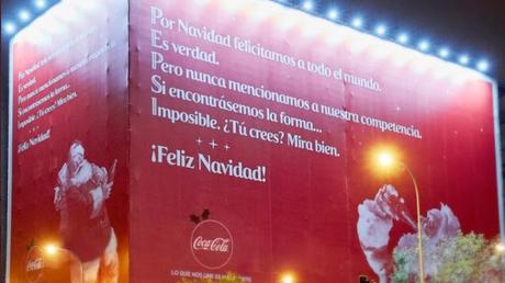 Coca-Cola felicita la Navidad a Pepsi (y éstos, contestan)