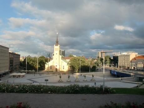 que ver en tallin estonia