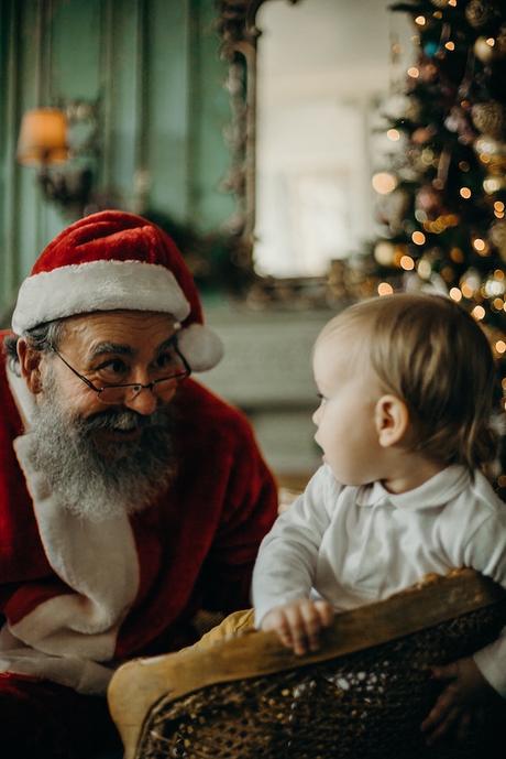 REFLEXIONES EN TORNO A LOS DISFRACES NAVIDEÑOS