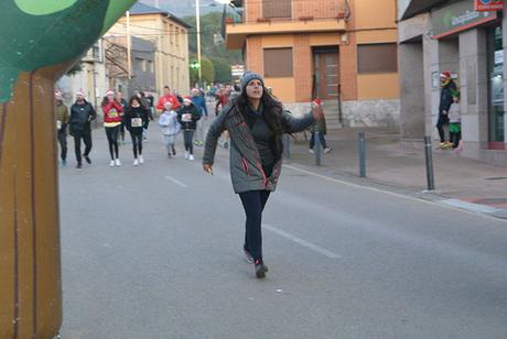 La tradicional carrera del turrón animó la Navidad de Cubillos del Sil La tradicional carrera del turrón animó la Navidad de Cubillos del Sil