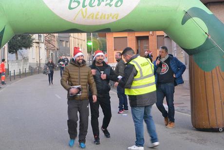 La tradicional carrera del turrón animó la Navidad de Cubillos del Sil La tradicional carrera del turrón animó la Navidad de Cubillos del Sil