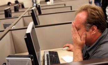 Estar todo el día trabajando en redes sociales no es sinónimo de mejores resultados