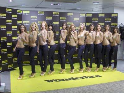 Wonderbra revoluciona Madrid