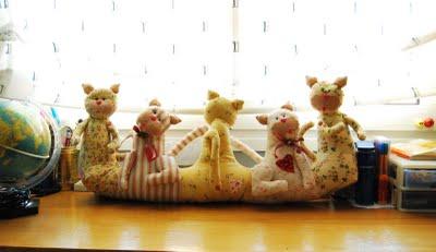 (etsy.com)Nunca había visto esta cadena de gatos que llam...