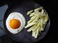 UN HUEVO FRITO CON PATATAS MUY SALUDABLE